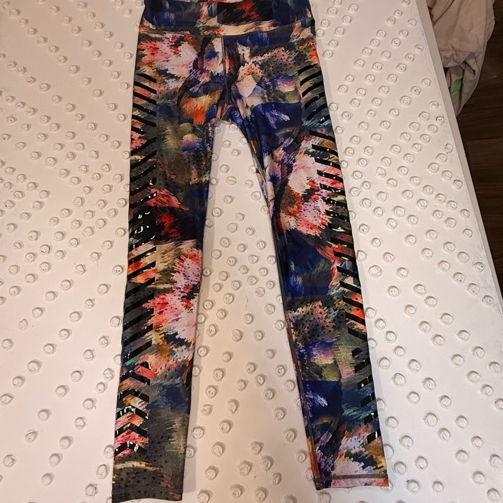 adidas Multicolor Abstract Print Leggings with Black Accents